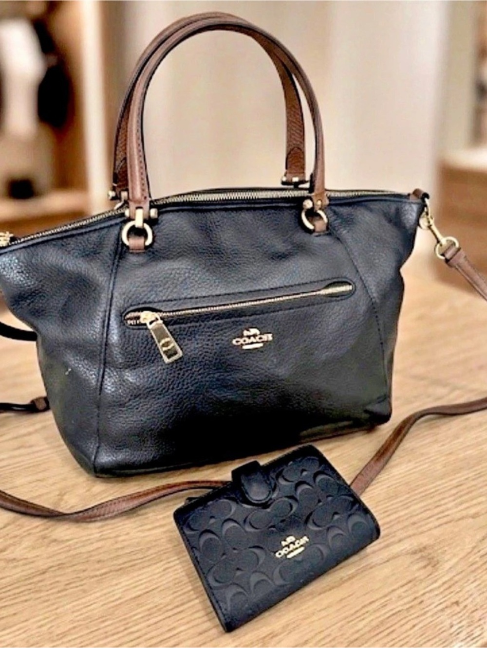 Coach Harley East West Hobo Bag F38250 with wallet